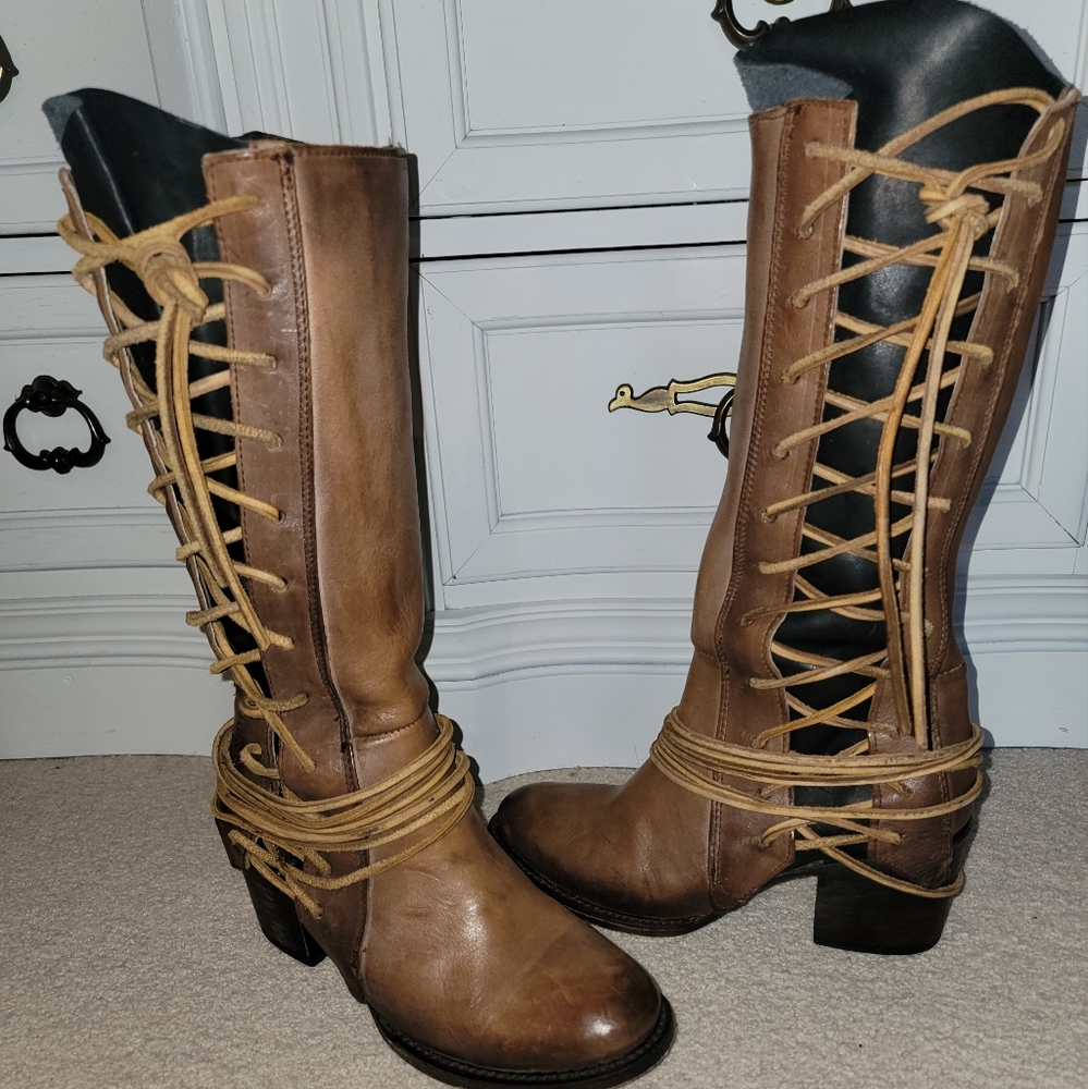 Freebird cash boots